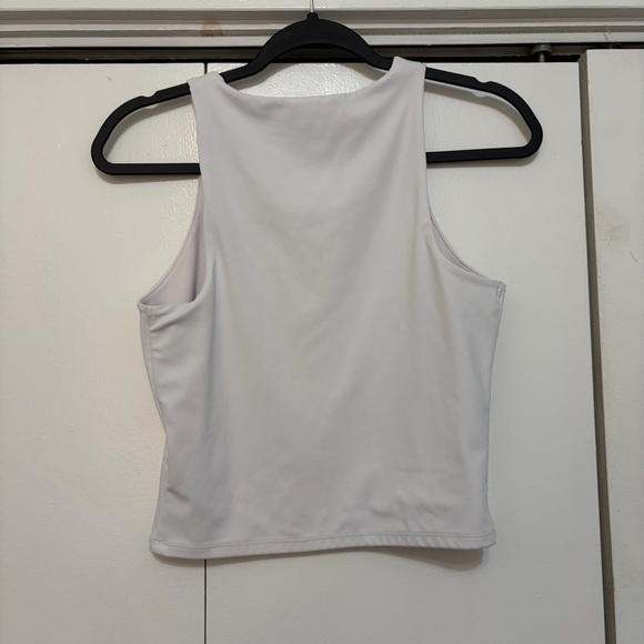 Express Body Contour Tank - Picture 3 of 3